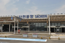 겉은 사천공항, 속은 진주공항(?)
