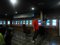 잡아도 잡아도 끝없는 불법게임장