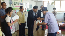 정연재 통영 부시장, 무더위쉼터 현장방문