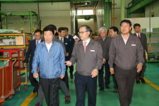 안상수, 창원 한화테크윈 제2공장 정문 교량 하중증설건 해결