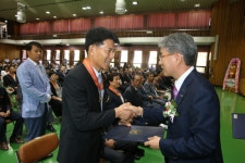 경남교육청, 초·중등 퇴직교원 정부포상 전수