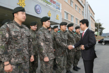 송도근 사천시장, 설 앞두고 사회복지시설 등 위문
