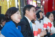 진주·창원서 대통령 탄핵 촉구 촛불집회