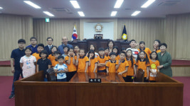 의령 용덕초교 군의회· 군청 방문