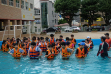 거제 옥포초, 생존수영교실 운영