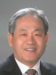 [객원칼럼]교실의 잠을 깨우자 임성택(경상남도교육청 교육국장·전 창원교육지원청 교육장)