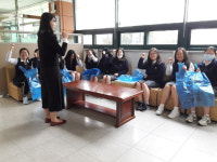 창원한일여고, 불법광고물 제거 자원봉사활동