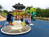 고성읍 남산공원 공룡놀이터 조성