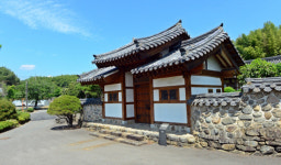 故구본무 회장 안식처 진주 단목리 담산고택
