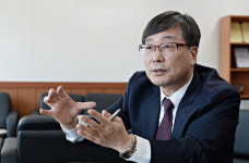 [경제인터뷰] 정영철 진주바이오산업진흥원장