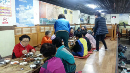 창원 월영대식당, 독거어르신께 점심식사 제공