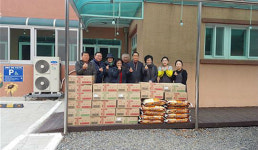 거제 골든벨 섹소폰동호회 옥포 성지원에 물품 후원