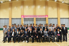 경남 생활체육 배드민턴 대회 성황