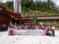 하동군자원봉사협, 어르신 영동 와인터널·북천 레일바이크 체험