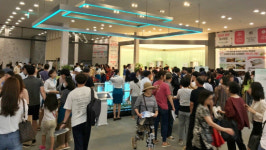 신진주역세권 프리미어 웰가 견본주택 인산인해