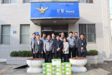 창녕군 약사회, 소방서와 경찰서에 비상구급함 전달