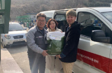 ㈜금명, 지역아동센터에 사랑의 쌀 전달