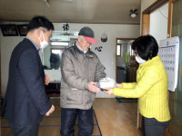 함양군 유림면 결식 우려 어르신 도시락 배달