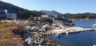 통영시 광도면 안정리 해양쓰레기 수거