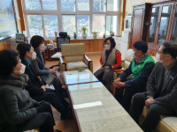 통영 명정동새마을단체·오미사꿀빵, 충렬초 장학금 전달