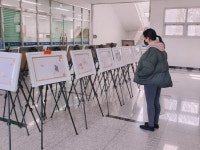 함안군립 칠원도서관, 그림책 원화 전시