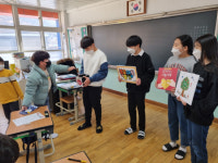 함양 마천초교 학생회 주도 이웃돕기 성금 모금