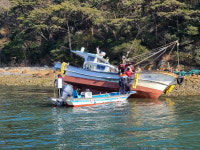 거제 가배항서 양식장 관리선 얕은 곳에 걸려 선장 병원 이송