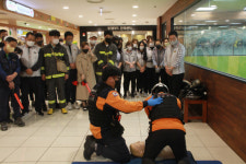 거제소방서·롯데마트 거제점 합동 소방훈련