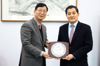 박대출·강민국 의원, 2022년 국정감사 베스트 의원 수상