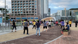 거제 옥포종합사회복지관, 물빛체조교실 인기