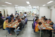창원 진해구, 무료급식 봉사·자원봉사활동 격려