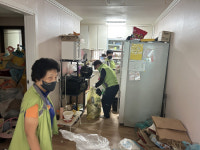창원 풍호동자원봉사회, 주거 취약세대 사랑의 집 청소 지원