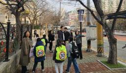 거제시의회 김선민 의원, 중곡초교 통학로 안전 점검