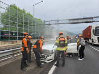 남해고속도로 문산휴게소 인근 3중 추돌사고
