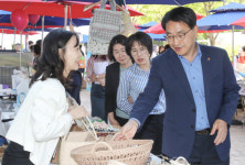 경남도, 가정의 달 맞이 자활생산품 하루 장터 열어