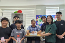 진주헌혈의집 400회 헌혈 하재설 교사 축하 행사