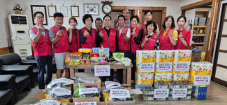 거제 아주동 지사보협, 경로당 선물꾸러미 전달