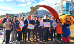 NH농협 창원시지부, 창원단감축제장 쌀 소비촉진 캠페인 실시