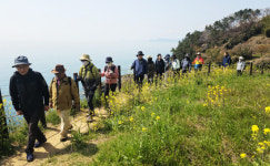 경남일보·김상문 IK그룹 회장 일행 남해바래길 걷기 성료