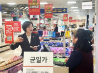 정혜경 의원, 홈플러스 창원, 김해, 진해점 찾아 노동자 의견 청취