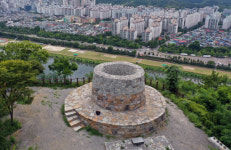 진주 망진산 봉수대 원래 자리에 복원 완료