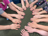 창원시 의창동 추석맞이 네일아트 봉사·무더위 용품 전달