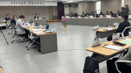 경남도의회 교육위원회 학교 급식소 조리사 처우 개선해야