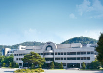 동원과학기술대학교(입구 주자장 옆 샛길 위) | 동원과학기술대학교, 취업률 77.7% 달성 현장 중심 취업지원 성과