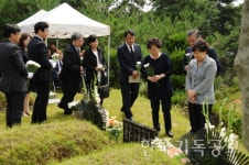 故 한완석 목사 추모예식 열려