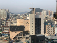 다음세대 세우는 은혜와 사랑 가득한 공동체