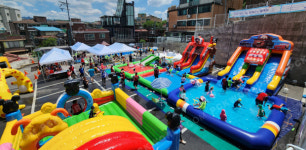 교회 마당이 열린 놀이터로