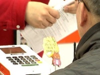 노인들만 노렸다…휴대전화 불법 개통