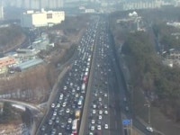 막히면 돌아가세요…고속도로 40개 구간 우회도로 실시간 안내