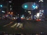 4명 중 3명, 빨간불에 횡단보도 건너다 숨져